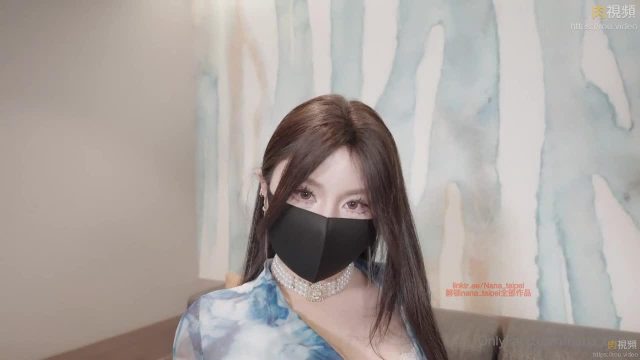 Dì xinh đẹp làm tình với cháu trai chim to